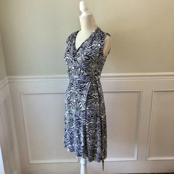 LK Bennett Gigi Jersey Wrap Dress 2 - Picture 7 of 9
